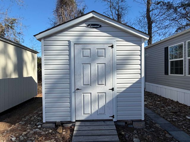 1010 Foxfire Dr., North Myrtle Beach, SC 29582