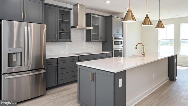 44576 STRABANE TER, Ashburn, VA 20147