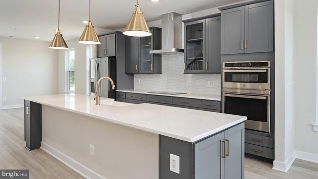 44576 STRABANE TER, Ashburn, VA 20147