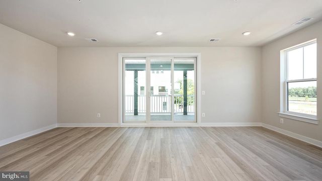 44576 STRABANE TER, Ashburn, VA 20147