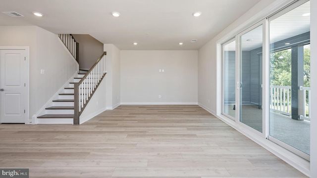 44576 STRABANE TER, Ashburn, VA 20147