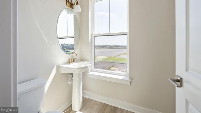 44576 STRABANE TER, Ashburn, VA 20147