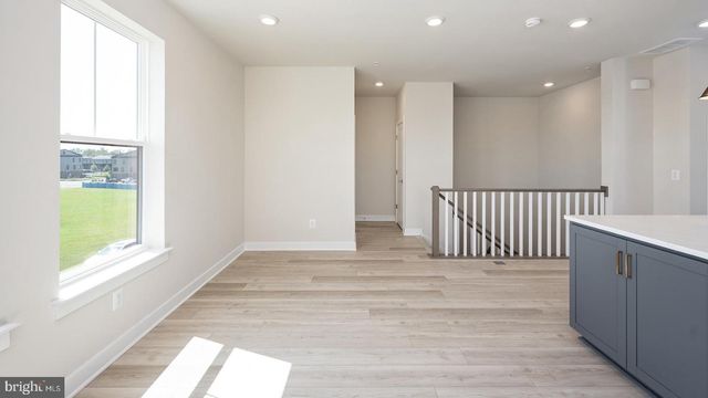 44576 STRABANE TER, Ashburn, VA 20147