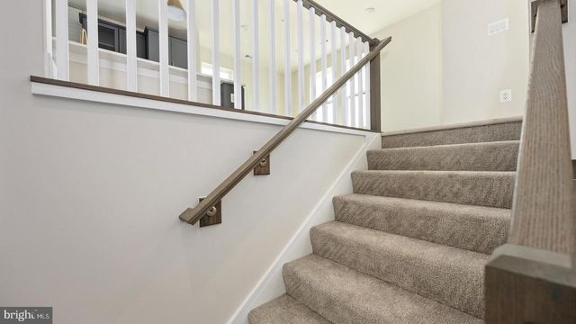 44576 STRABANE TER, Ashburn, VA 20147