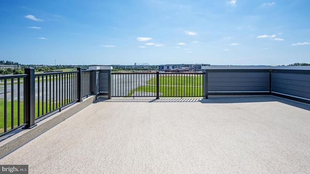 44576 STRABANE TER, Ashburn, VA 20147