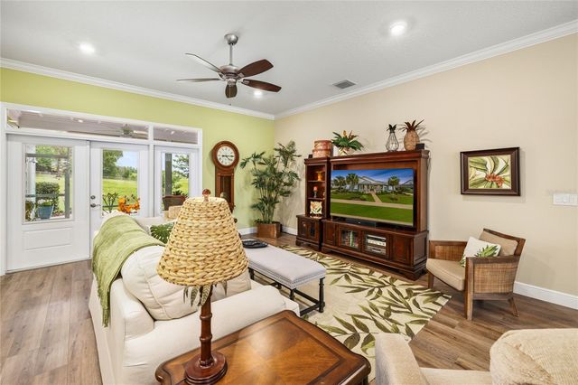 1097 SUGAR LOAF KEY LOOP, Lady Lake, FL 32159