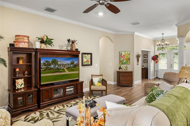 1097 SUGAR LOAF KEY LOOP, Lady Lake, FL 32159