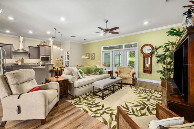 1097 SUGAR LOAF KEY LOOP, Lady Lake, FL 32159