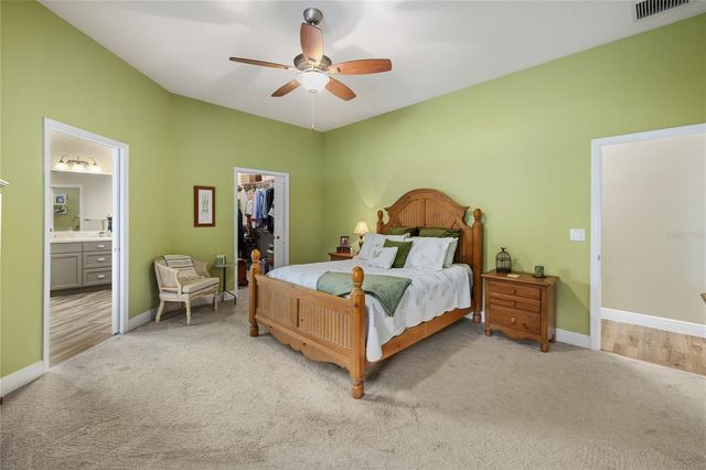1097 SUGAR LOAF KEY LOOP, Lady Lake, FL 32159
