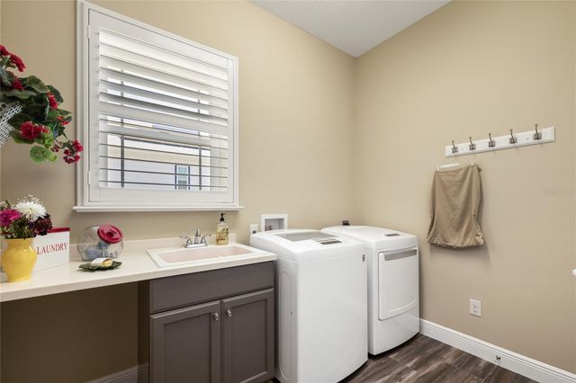 1097 SUGAR LOAF KEY LOOP, Lady Lake, FL 32159