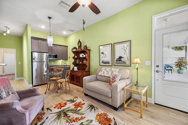 1097 SUGAR LOAF KEY LOOP, Lady Lake, FL 32159
