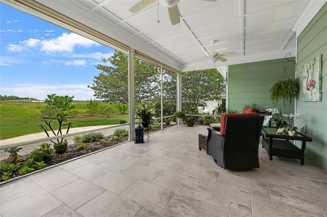 1097 SUGAR LOAF KEY LOOP, Lady Lake, FL 32159