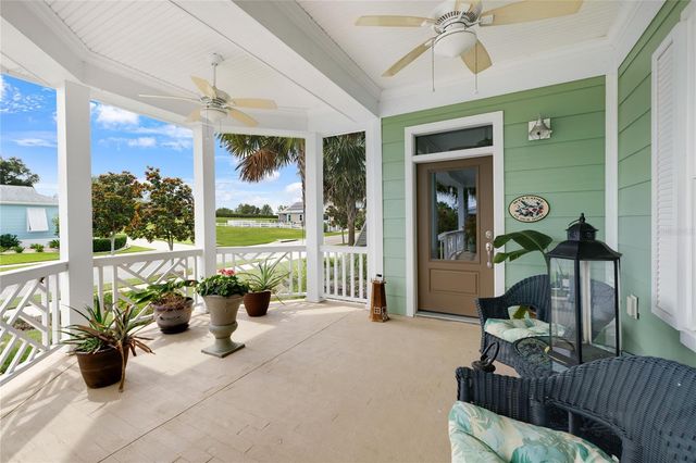 1097 SUGAR LOAF KEY LOOP, Lady Lake, FL 32159