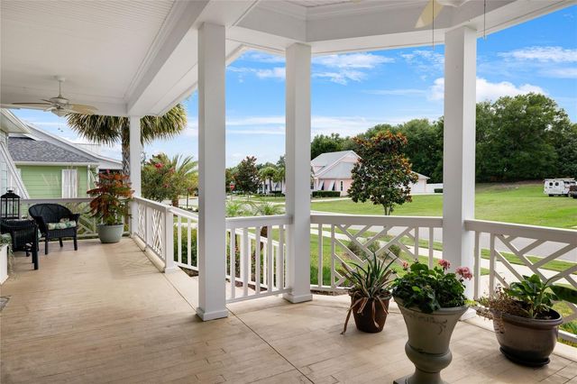 1097 SUGAR LOAF KEY LOOP, Lady Lake, FL 32159