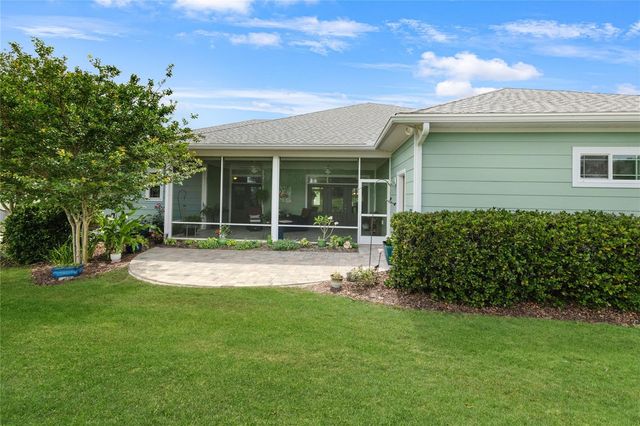 1097 SUGAR LOAF KEY LOOP, Lady Lake, FL 32159