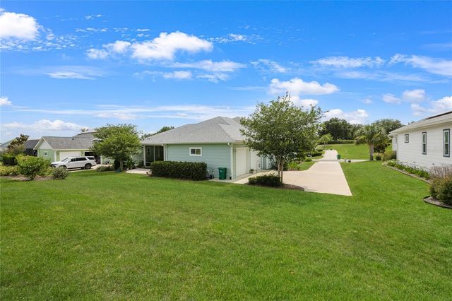 1097 SUGAR LOAF KEY LOOP, Lady Lake, FL 32159