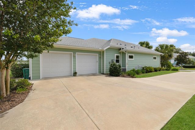 1097 SUGAR LOAF KEY LOOP, Lady Lake, FL 32159