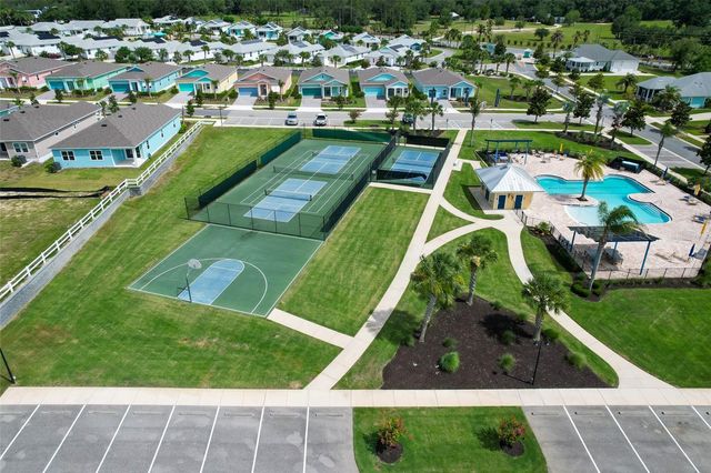 1097 SUGAR LOAF KEY LOOP, Lady Lake, FL 32159
