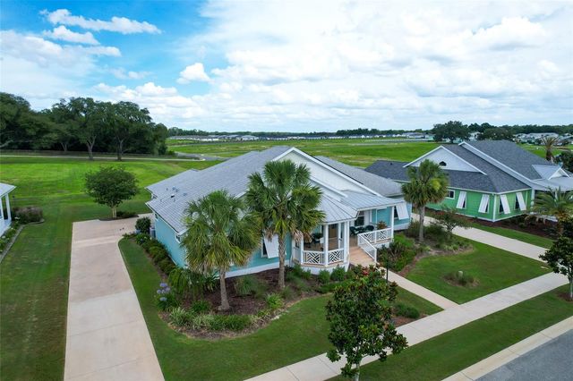1097 SUGAR LOAF KEY LOOP, Lady Lake, FL 32159