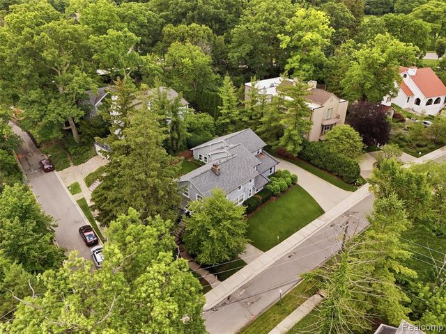 612 Brookside Avenue, Birmingham, MI 48009
