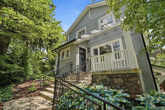 612 Brookside Avenue, Birmingham, MI 48009