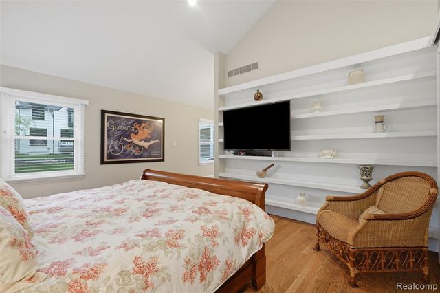 612 Brookside Avenue, Birmingham, MI 48009