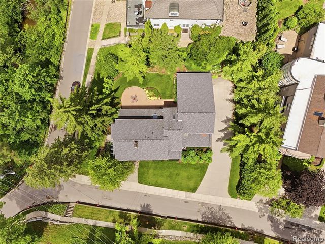 612 Brookside Avenue, Birmingham, MI 48009