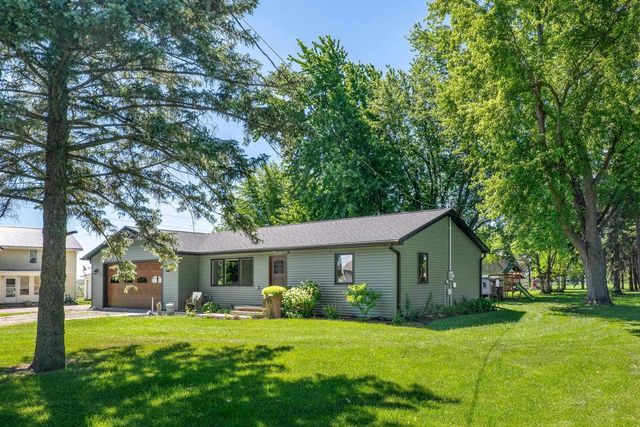 W13112 Olden Road, Ripon, WI 54971