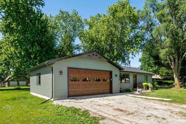 W13112 Olden Road, Ripon, WI 54971