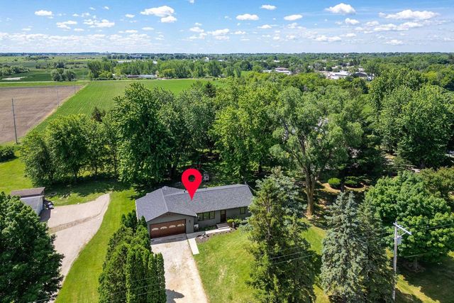 W13112 Olden Road, Ripon, WI 54971