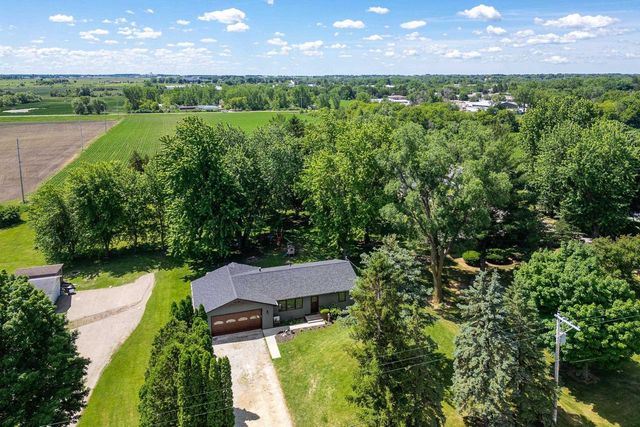 W13112 Olden Road, Ripon, WI 54971
