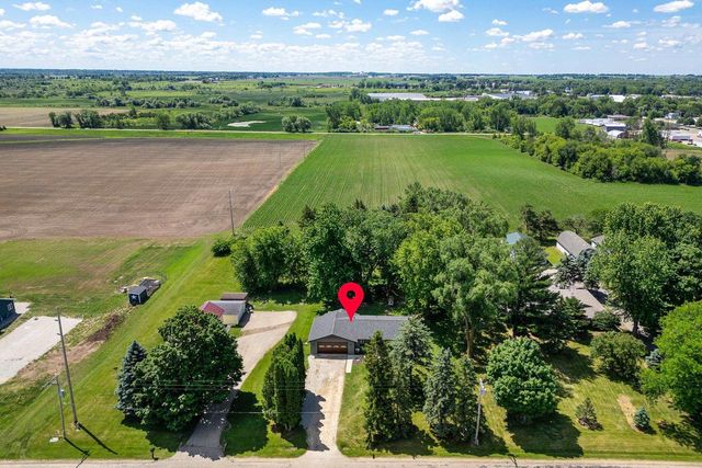 W13112 Olden Road, Ripon, WI 54971