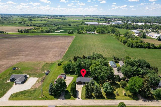 W13112 Olden Road, Ripon, WI 54971
