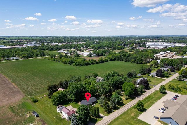 W13112 Olden Road, Ripon, WI 54971