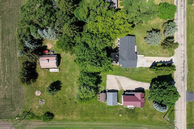 W13112 Olden Road, Ripon, WI 54971