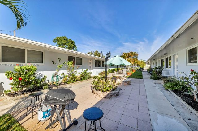 2300 Jackson Street 10, Hollywood, FL 33020