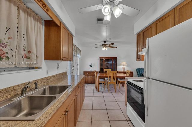 2300 Jackson Street 10, Hollywood, FL 33020