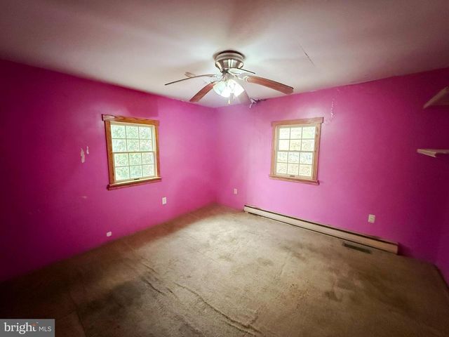 1500 POTTSVILLE ST, Lykens, PA 17048