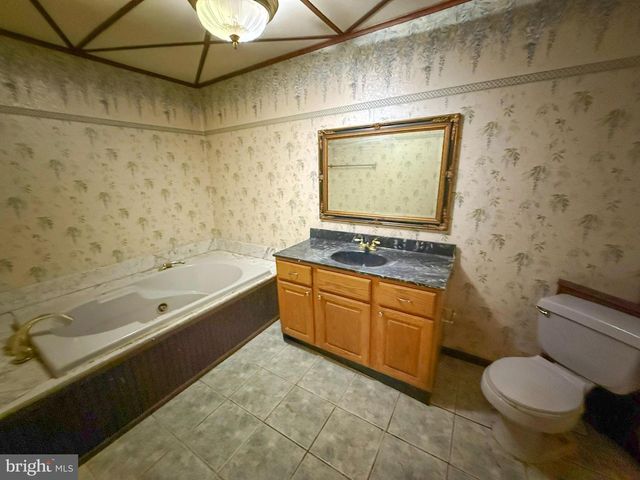 1500 POTTSVILLE ST, Lykens, PA 17048