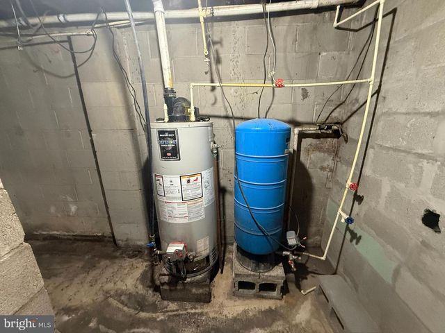 1500 POTTSVILLE ST, Lykens, PA 17048