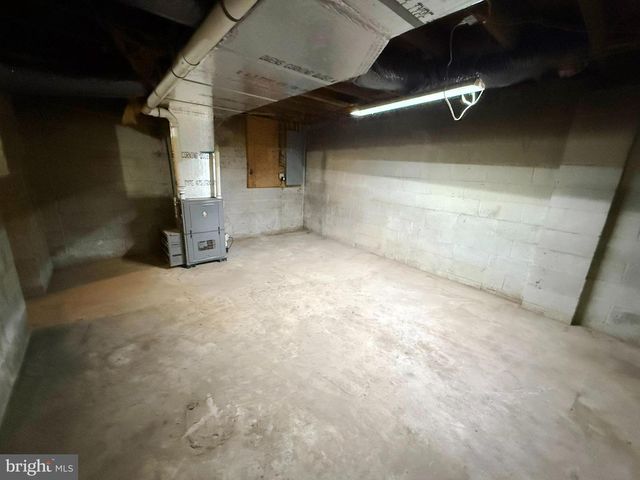 1500 POTTSVILLE ST, Lykens, PA 17048