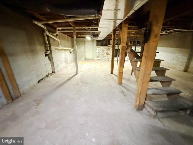 1500 POTTSVILLE ST, Lykens, PA 17048