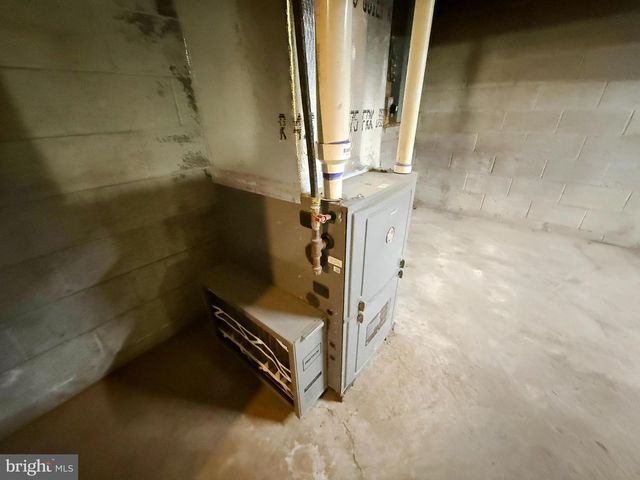 1500 POTTSVILLE ST, Lykens, PA 17048