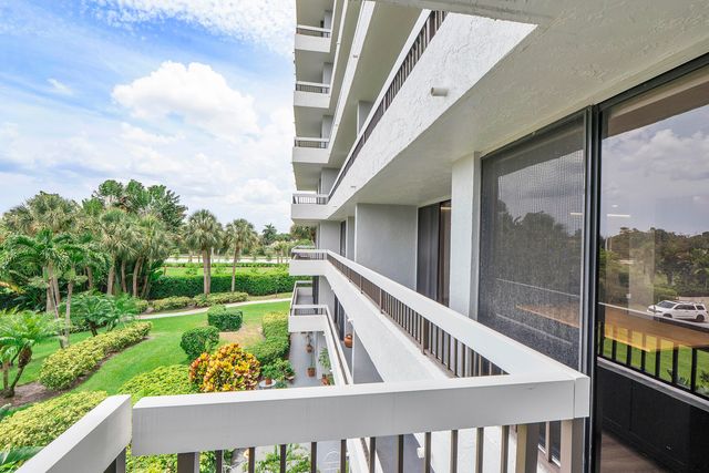 23200 Camino Del Mar, Boca Raton, FL 33433