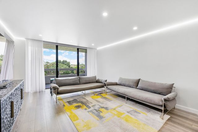 23200 Camino Del Mar, Boca Raton, FL 33433
