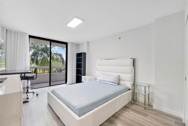 23200 Camino Del Mar, Boca Raton, FL 33433