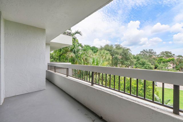 23200 Camino Del Mar, Boca Raton, FL 33433