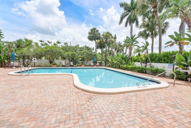 23200 Camino Del Mar, Boca Raton, FL 33433