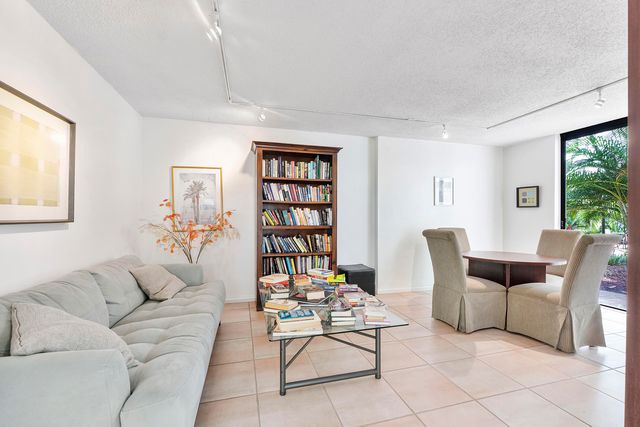 23200 Camino Del Mar, Boca Raton, FL 33433