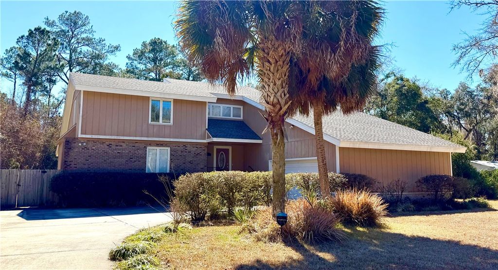 121 Riverwood Road, Brunswick, GA 31523